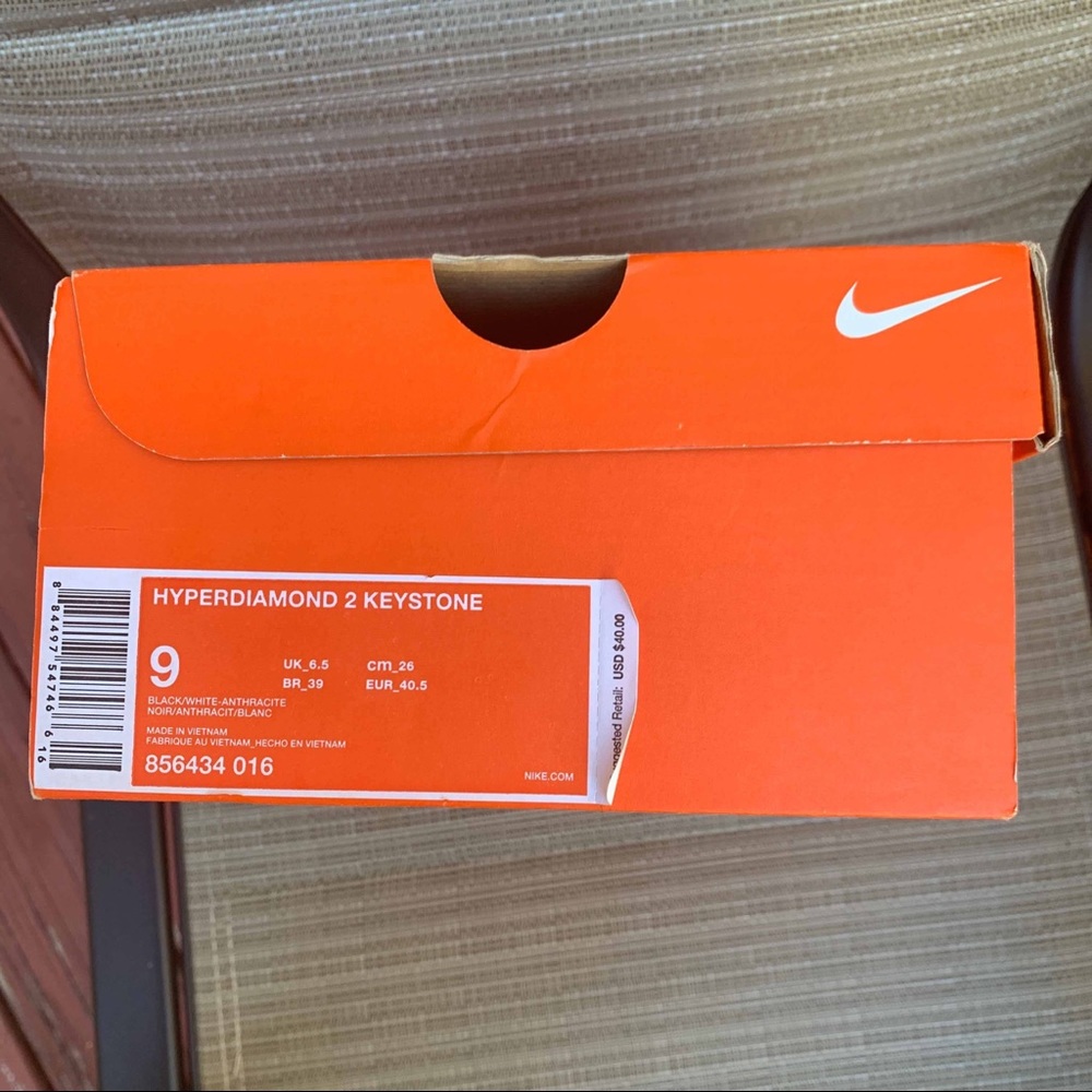 Air Max Plus - Picture 7 of 8